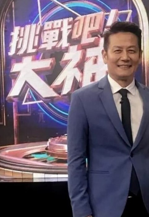 淑怡平面模特的沦陷_在姐姐眼皮下和姐夫偷情 - 顶级91